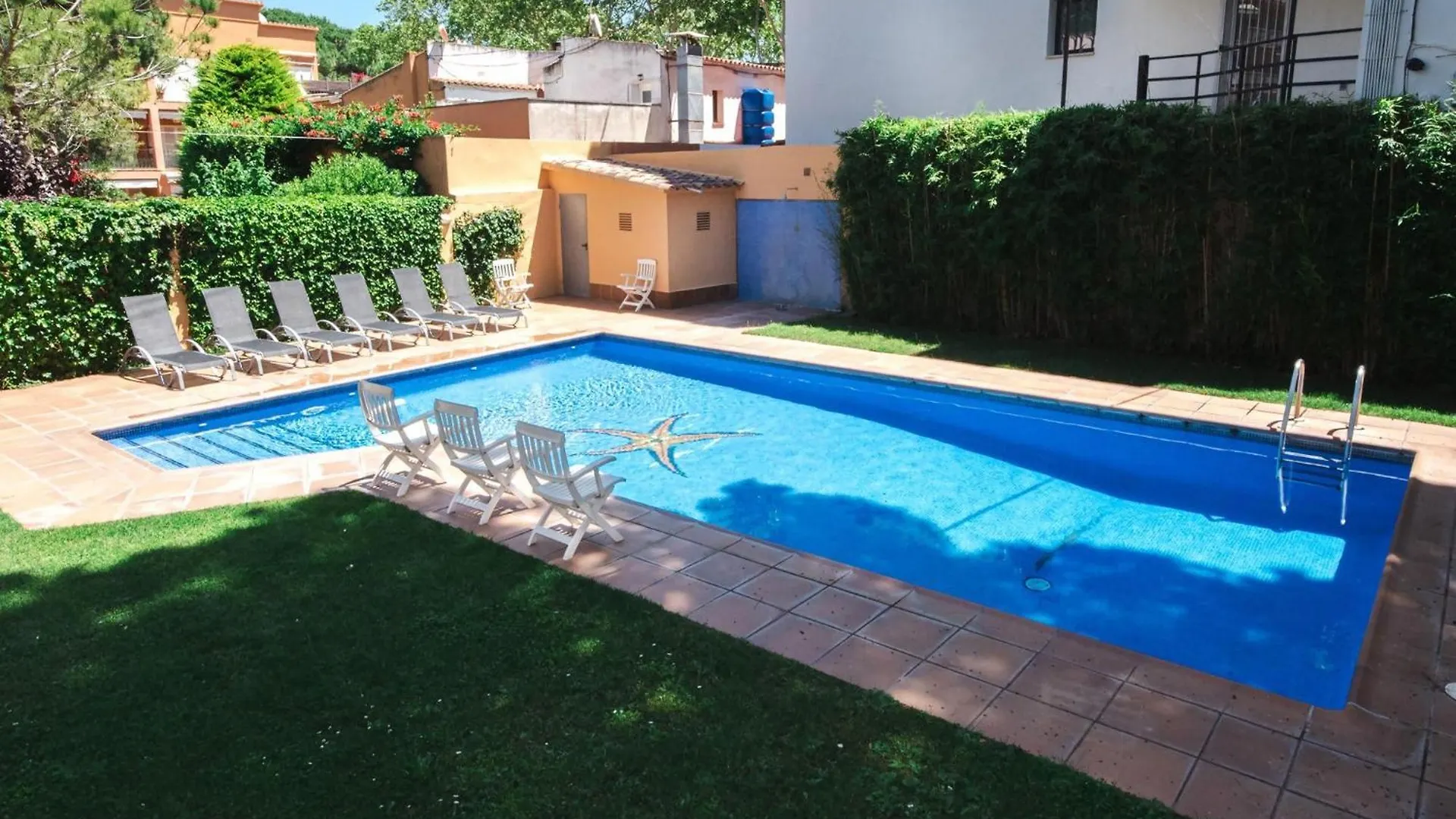 Daire Acogedor Apto Muy Centrico Con Piscina En S'Agaro