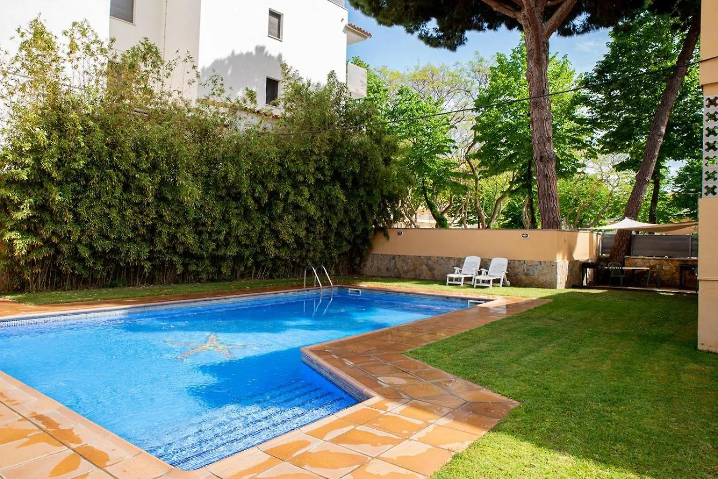 Acogedor Apto Muy Centrico Con Piscina En S'Agaro Daire